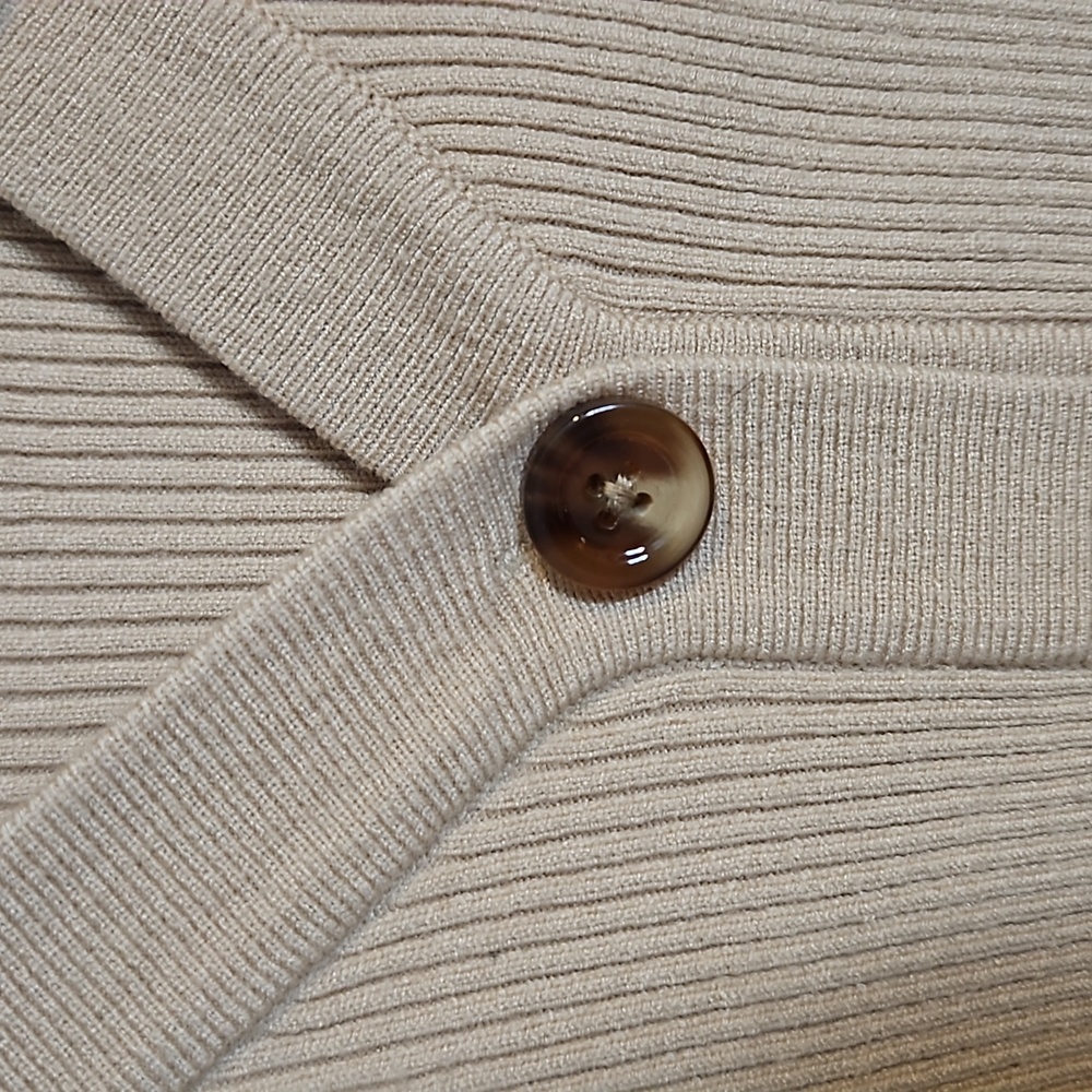 ⭐️Beige Cardigan - Picture 2 of 3
